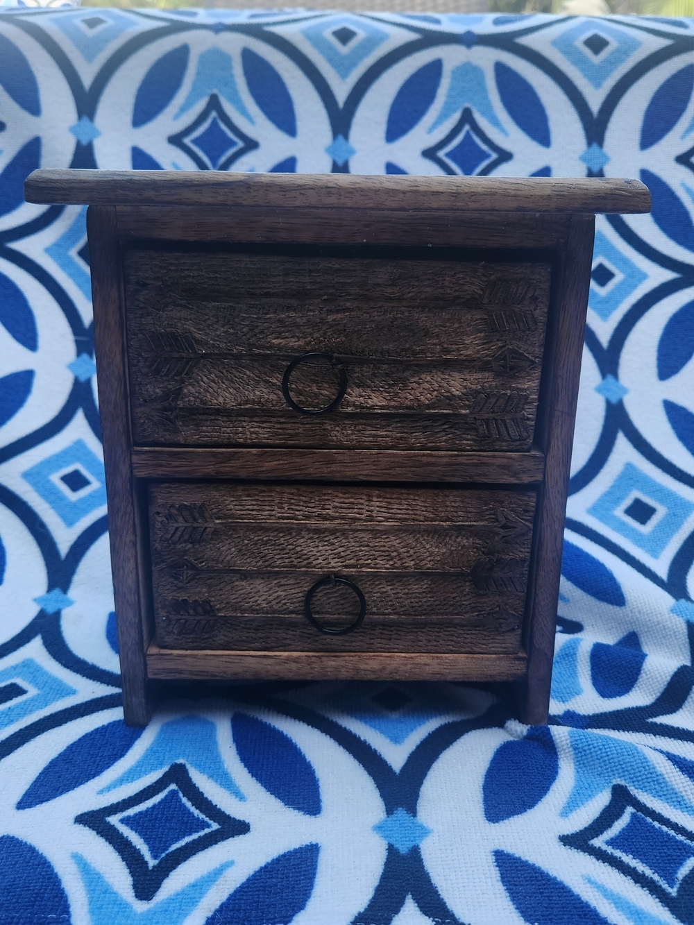 Mini Wooden Dresser Top Chest 2 Drawer Rustic Carved Arrow Jewelry Organizer